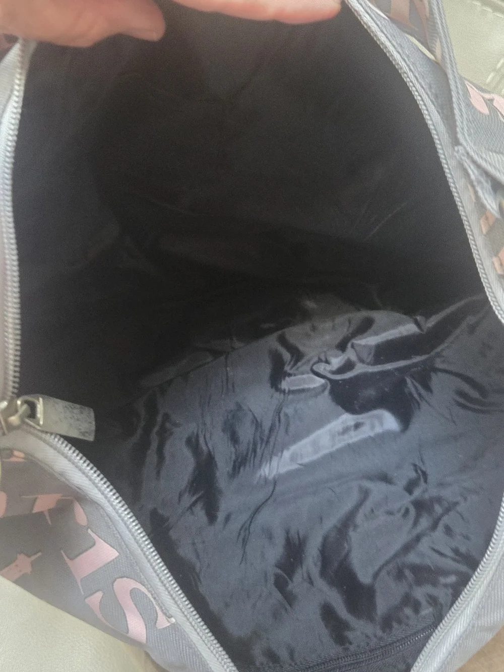 New ~ Bought in France ~ Paris Print Grey and Pink Shoulder Bag ~ So Cute! Bin1L